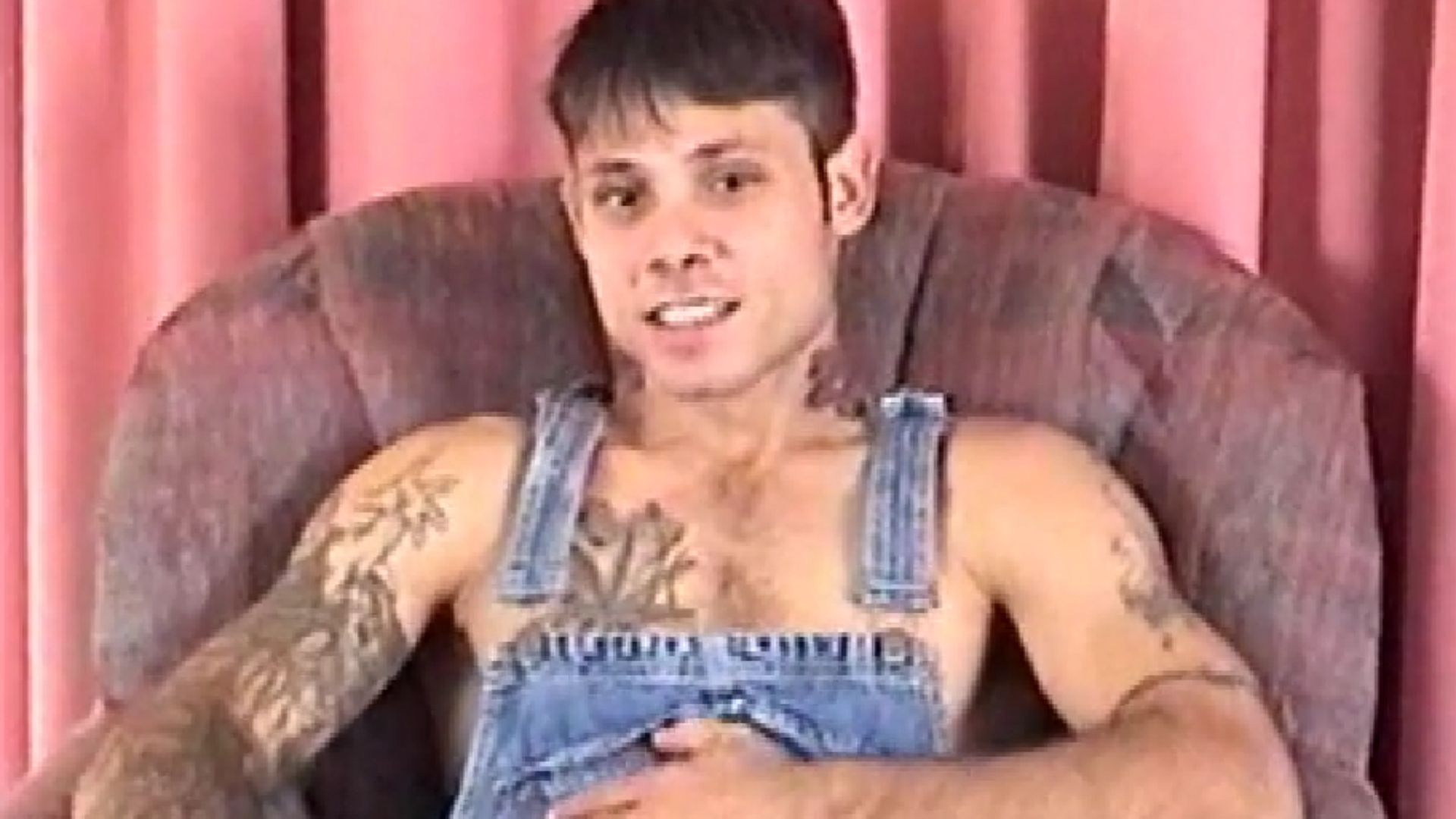 Amateur Dillon Beating His Meat